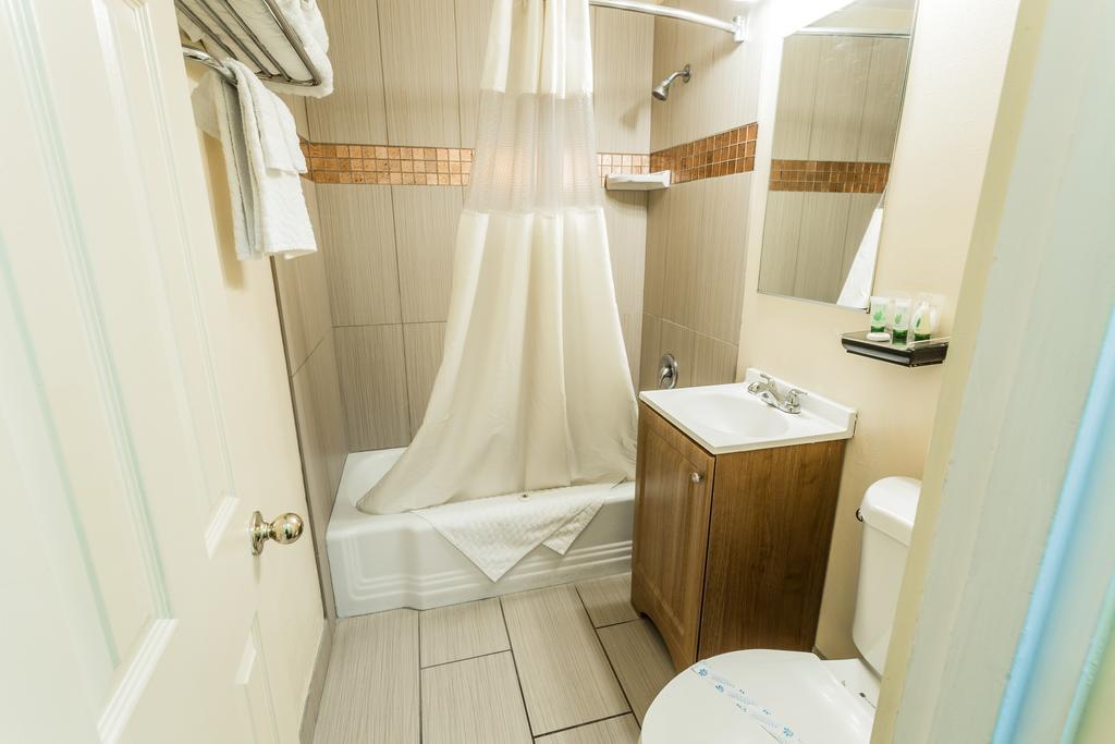 Budget Inn Of America Медфорд Екстериор снимка