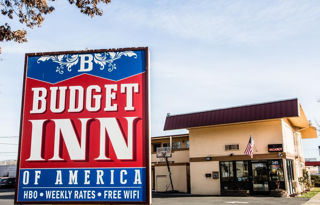 Budget Inn Of America Медфорд Екстериор снимка