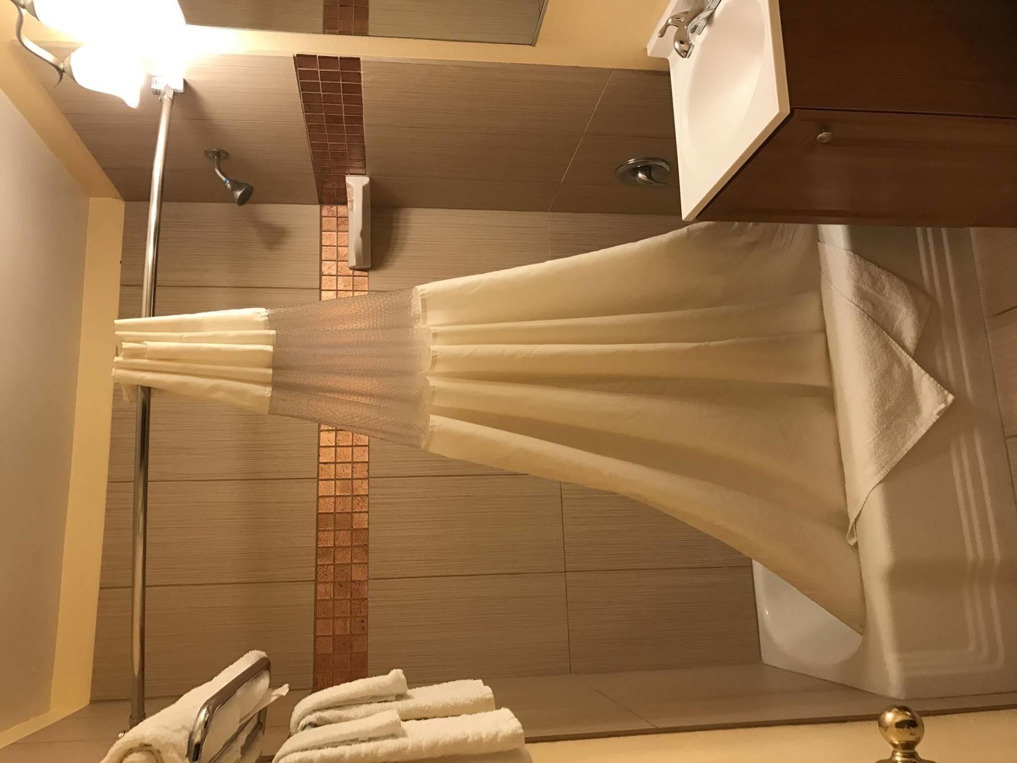 Budget Inn Of America Медфорд Екстериор снимка